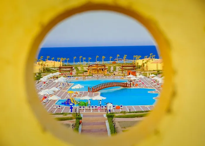 Amarina Queen & Aqua Park 5* Marsza Alam