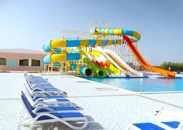 Üdülőközpont Amarina Queen & Aqua Park 5*