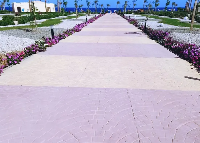 Üdülőközpont Amarina Queen & Aqua Park 5*